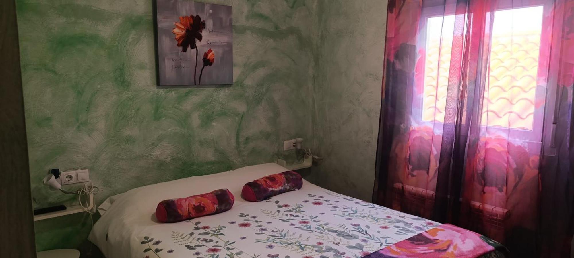 Hostal A La Sombra Del Laurel Navarrete Exterior photo