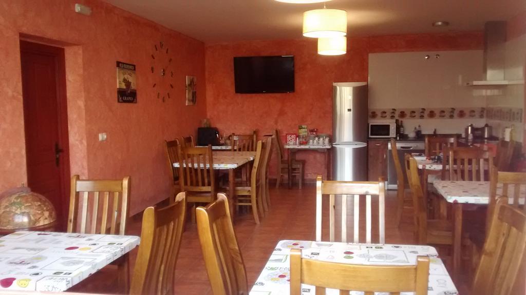 Hostal A La Sombra Del Laurel Navarrete Exterior photo