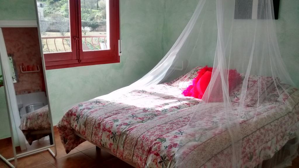 Hostal A La Sombra Del Laurel Navarrete Exterior photo