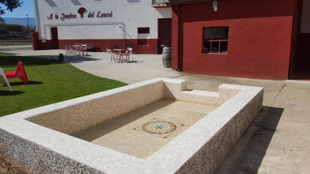 Hostal A La Sombra Del Laurel Navarrete Exterior photo